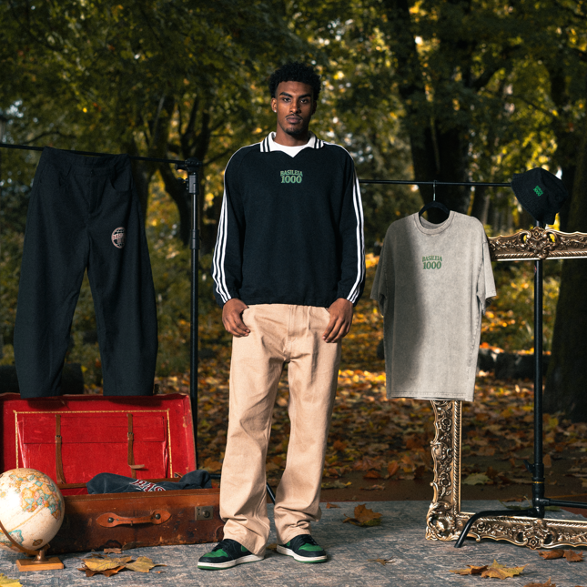 Basileia 1000 - Contrast Striped Sweatshirt